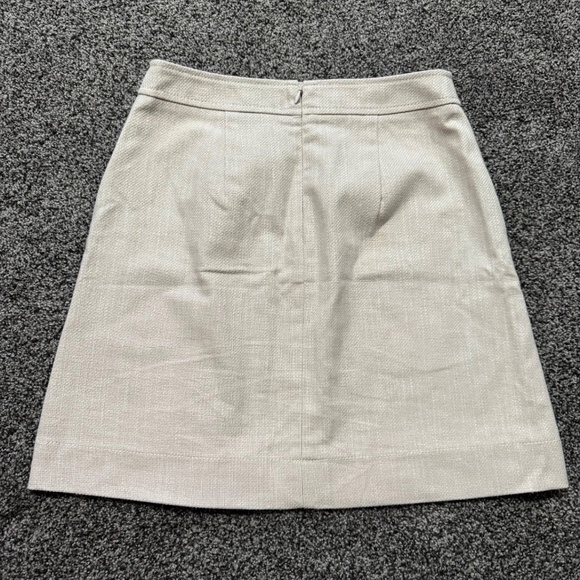 Ann Taylor Petite Cream/Tan Canvas Lined Button Detail A-line Skirt Size 2P - Picture 3 of 7